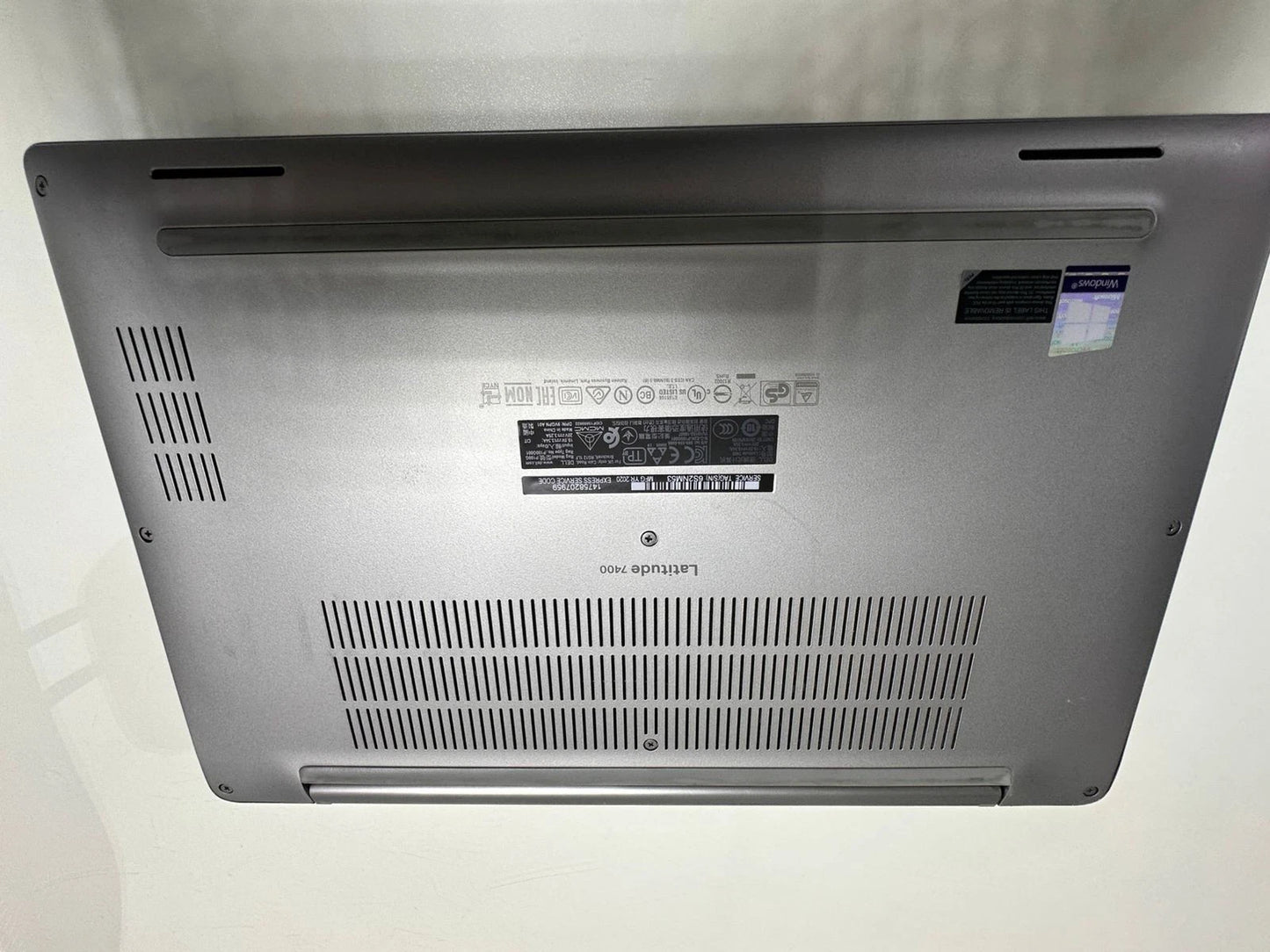 Dell Latitude 7400 back panel silver finish