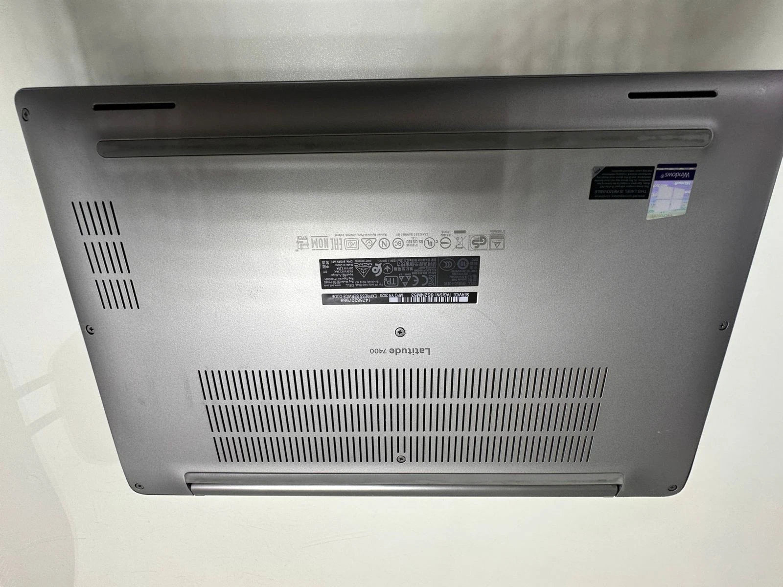 Dell Latitude 7400 back panel silver finish