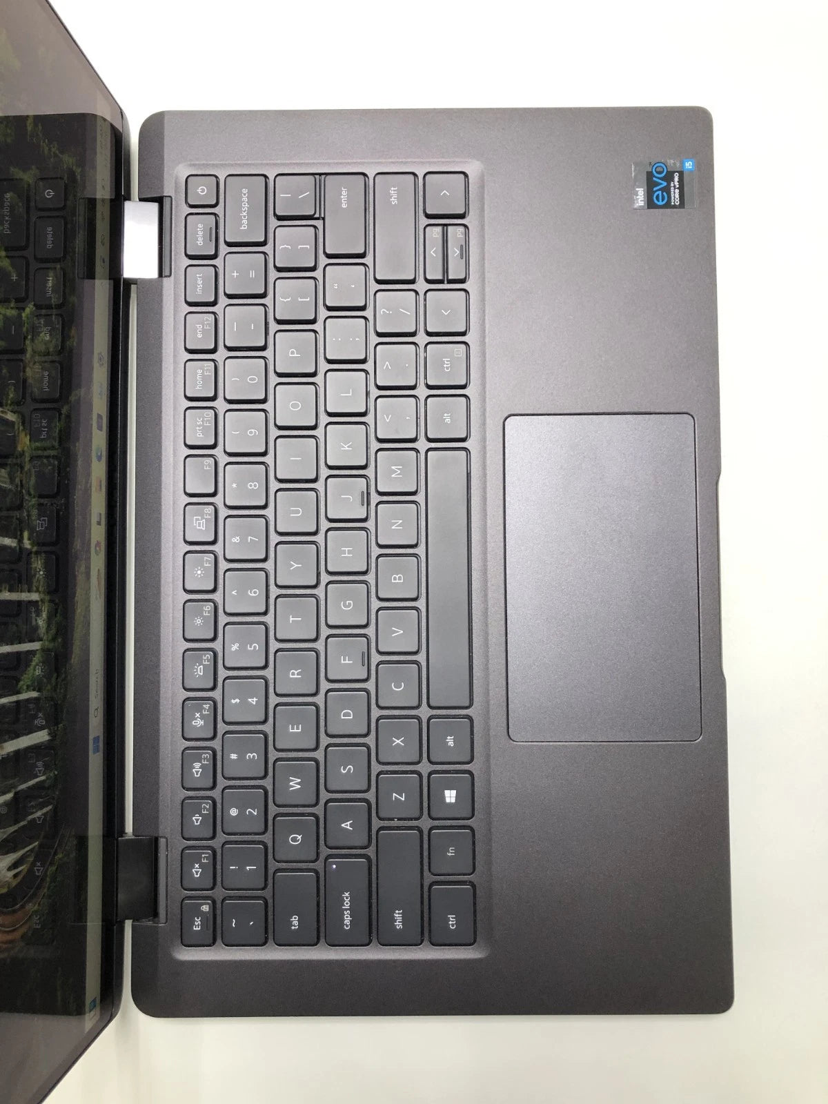 Dell Latitude 7420 keyboard and touchpad
