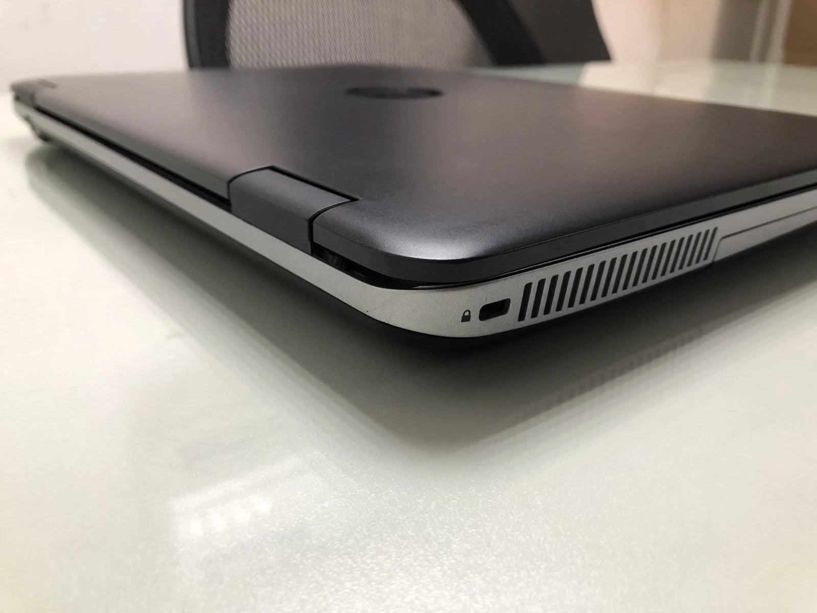 HP ProBook 640 G2 side 