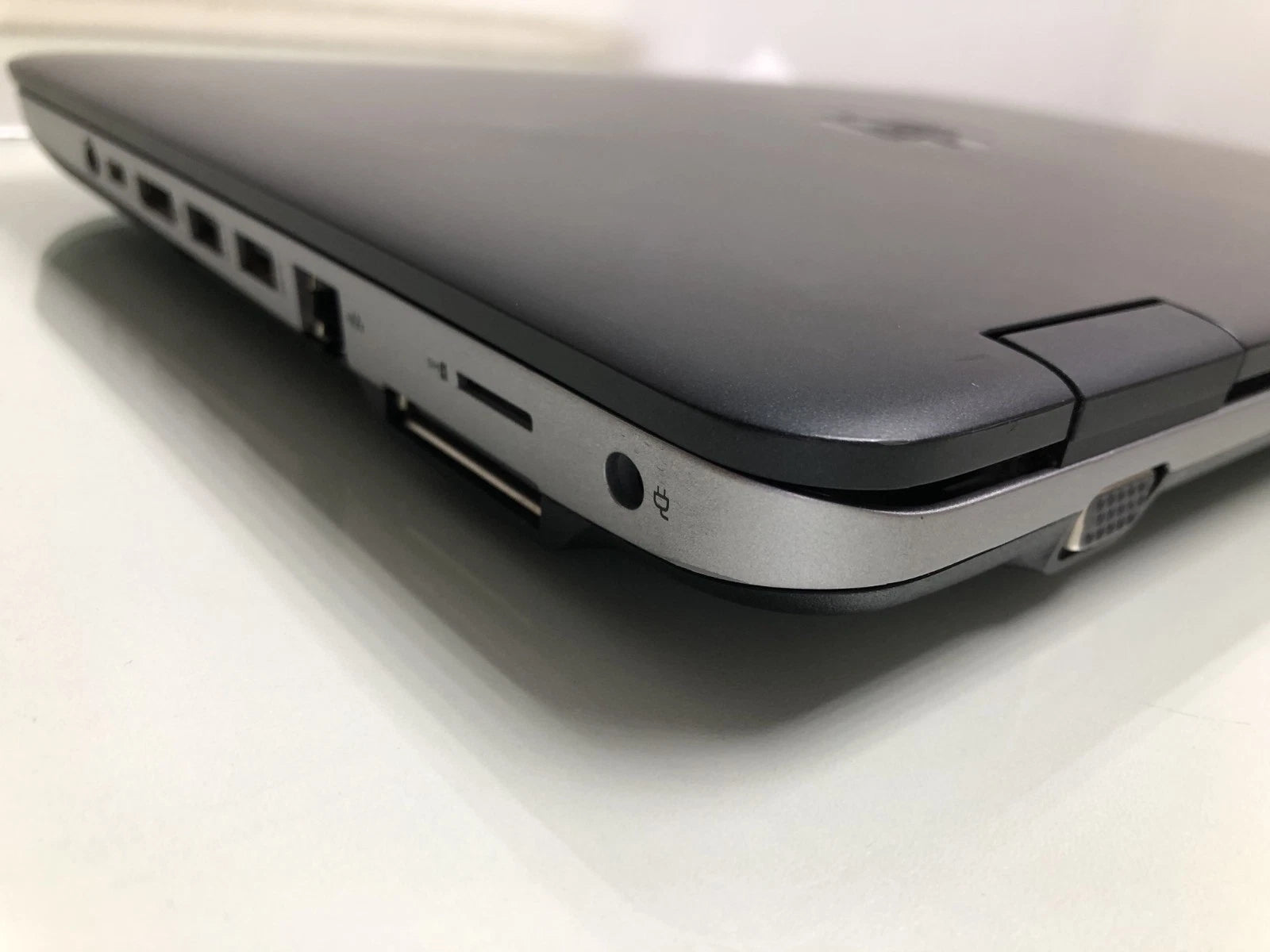 HP ProBook 640 G2 side 